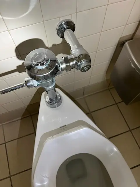 Fixture installation and repair for Garbage Disposal in Zirconia